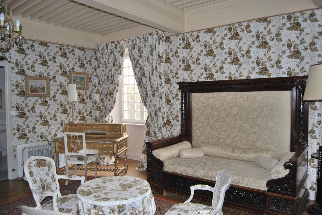 Château de Chantelauze Olliergues Quarto foto