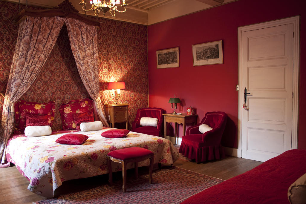 Château de Chantelauze Olliergues Quarto foto